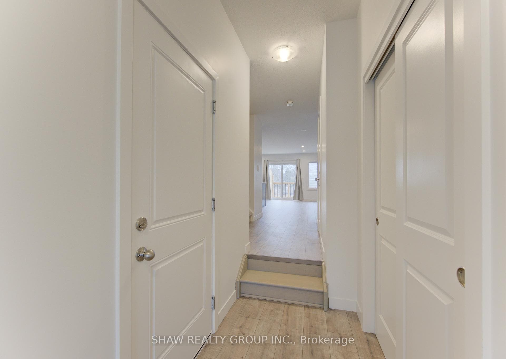 29 Oak Forest Common photo 6