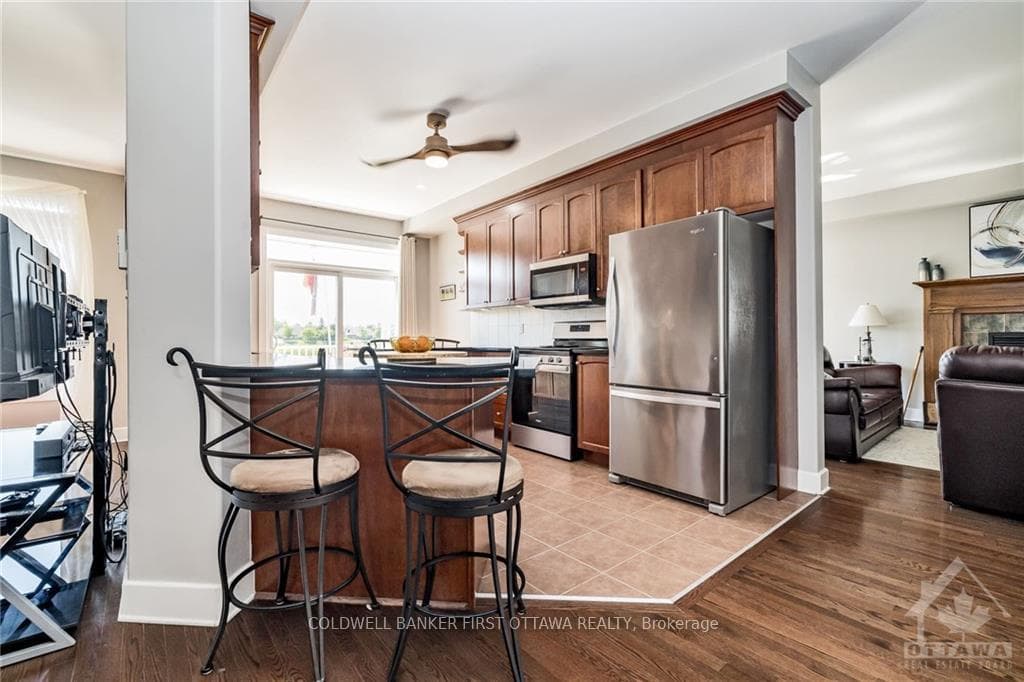 170 BONNYLEY Crescent photo 7