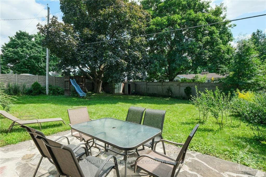 1370 DOWLER Avenue photo 30
