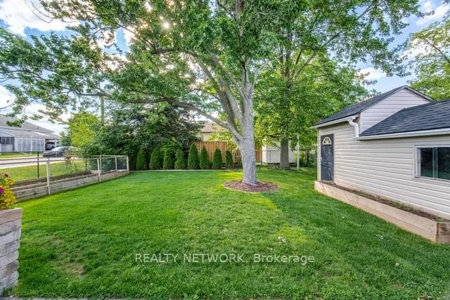 622 Upper Sherman Avenue photo 49