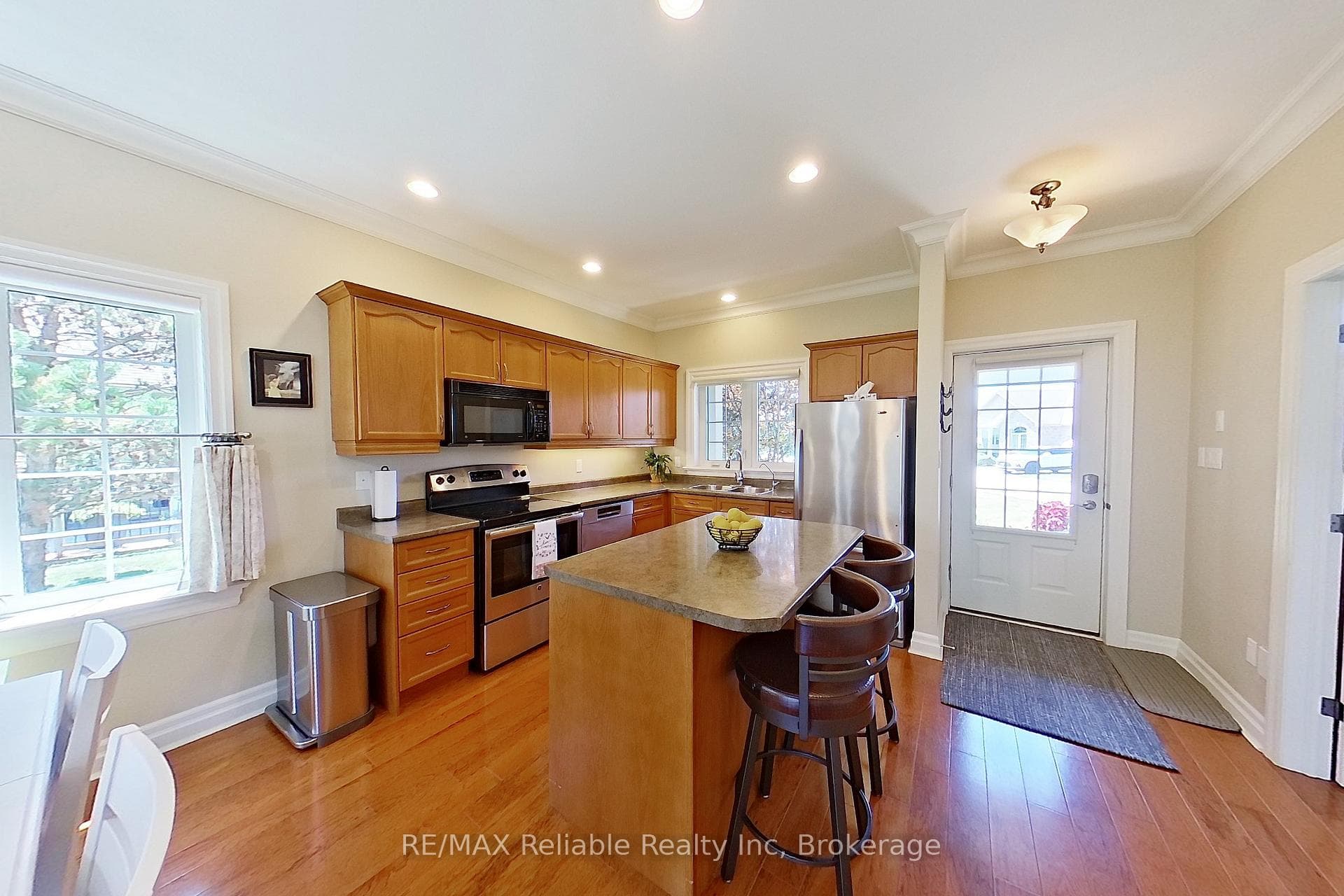 4-10 Conrad Drive photo 7
