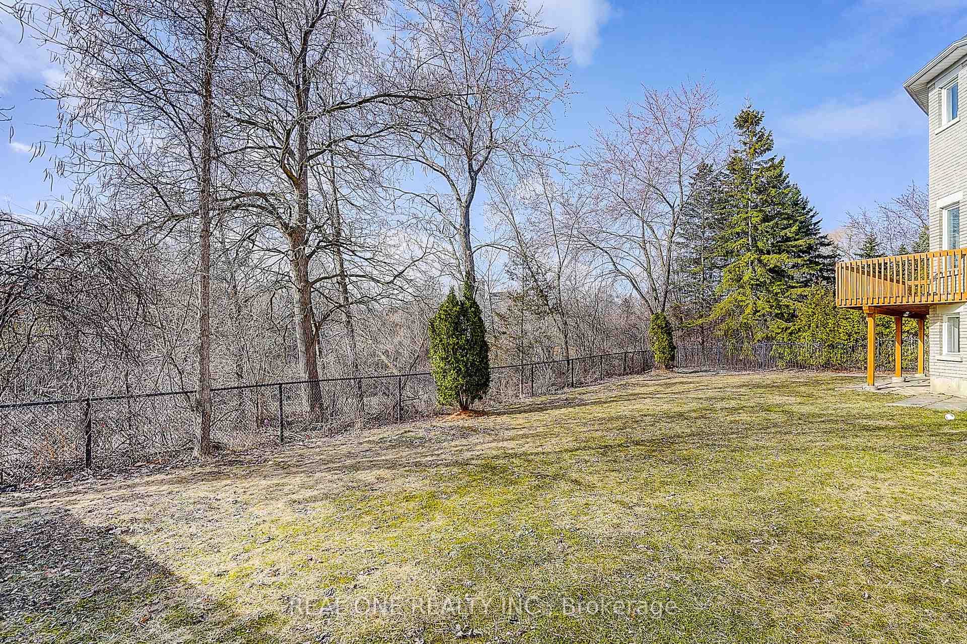 97 Springbrook Drive photo 44