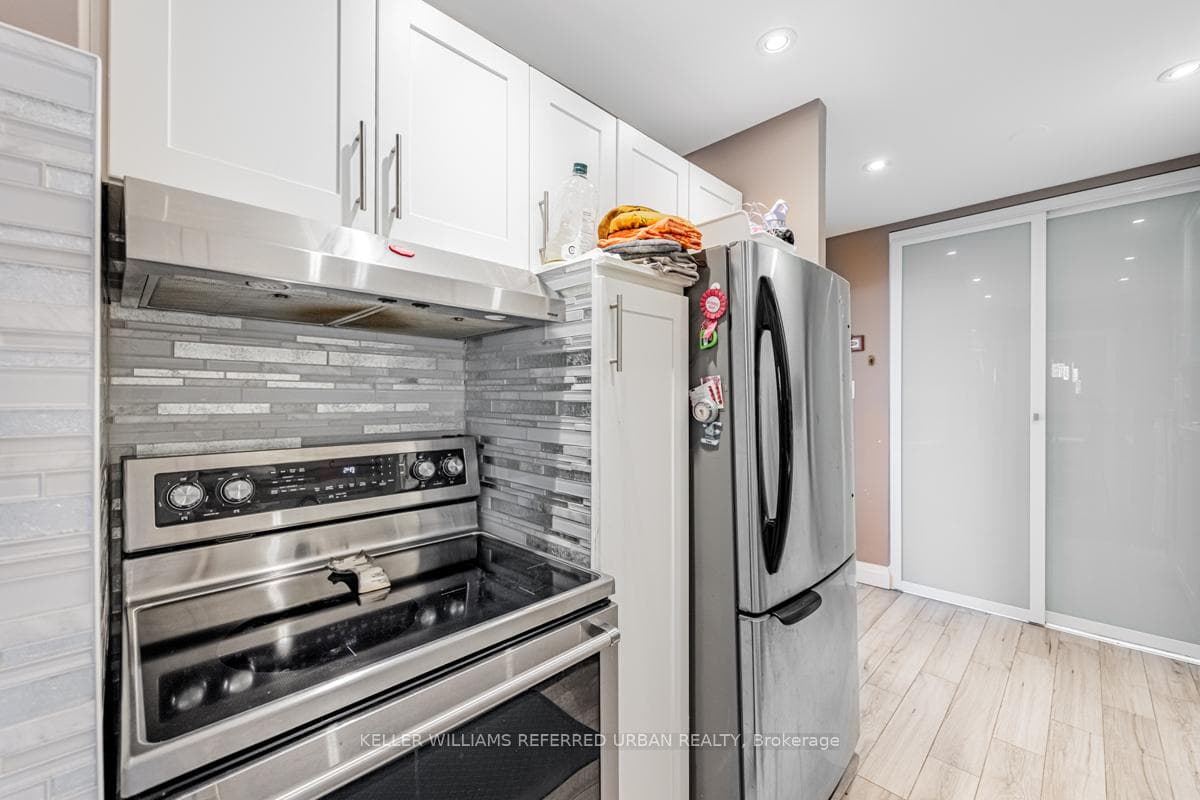 3025 Queen Frederica Drive Unit 1007 photo 19