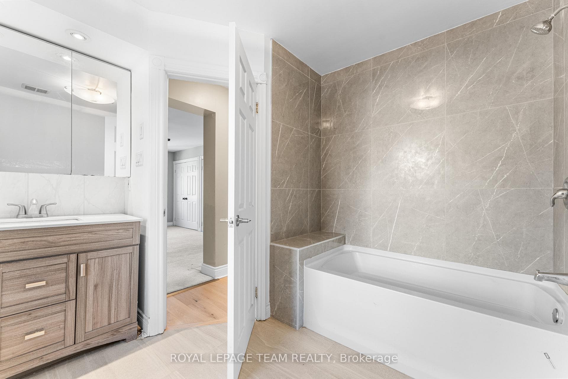 348 Somerset Street photo 24