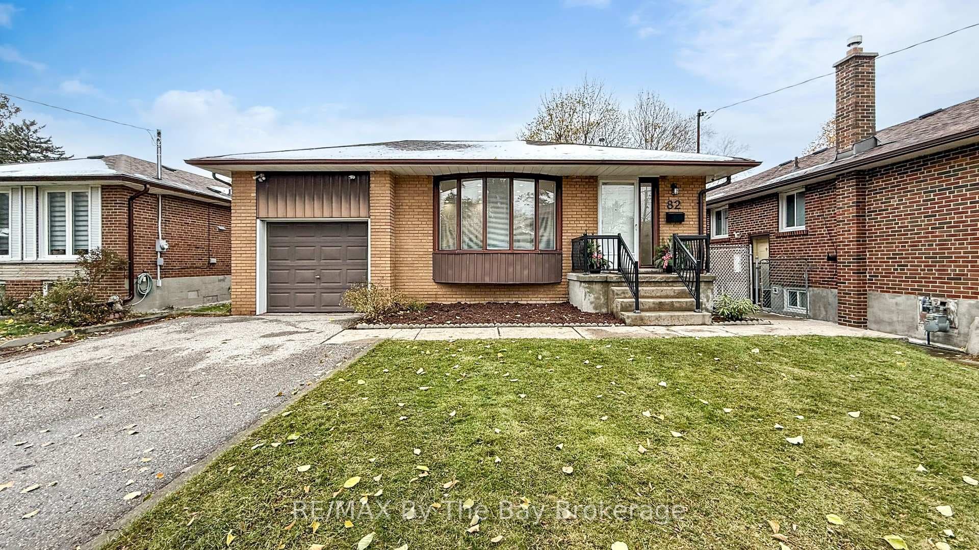 82 Brimorton Drive photo 1