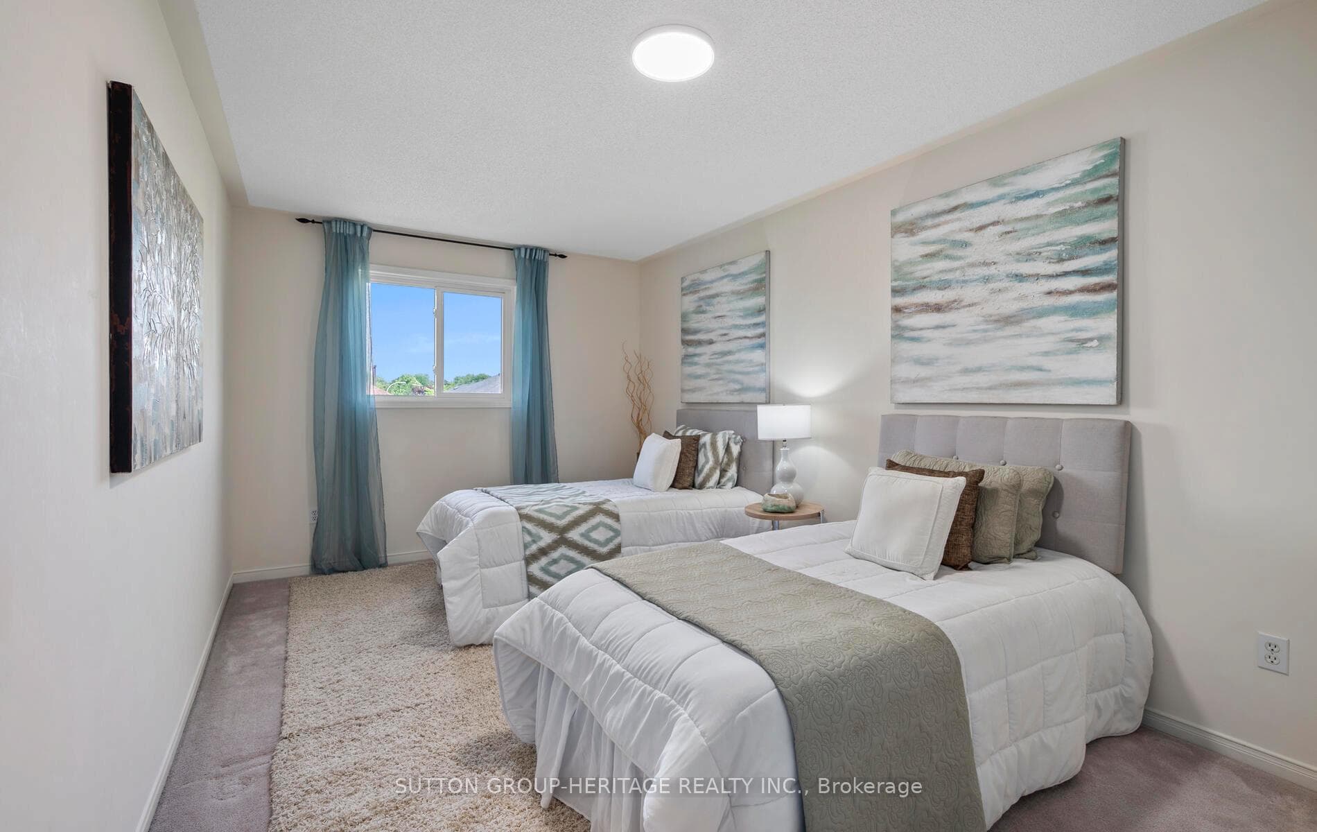 39 Pogson Drive photo 20