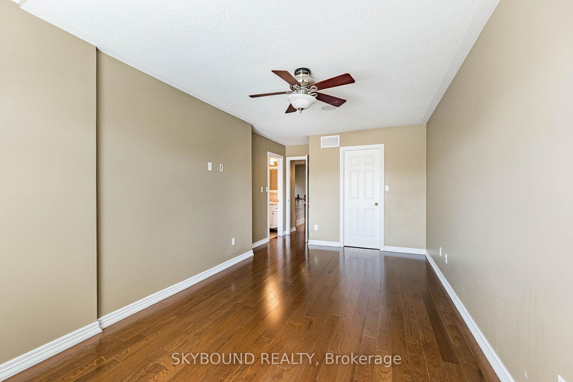 4073 Medland Drive photo 28