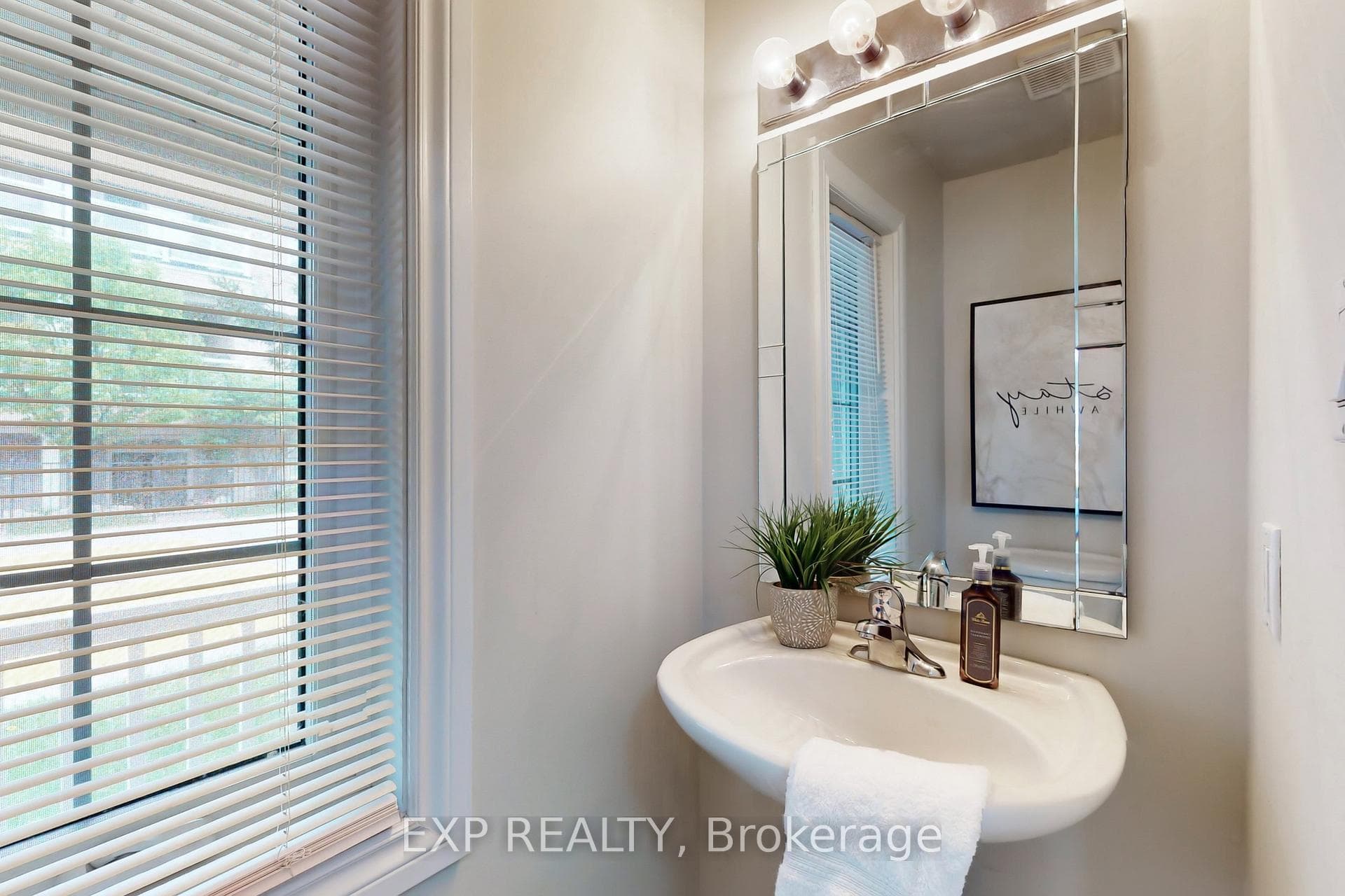 79 Torr Lane photo 22