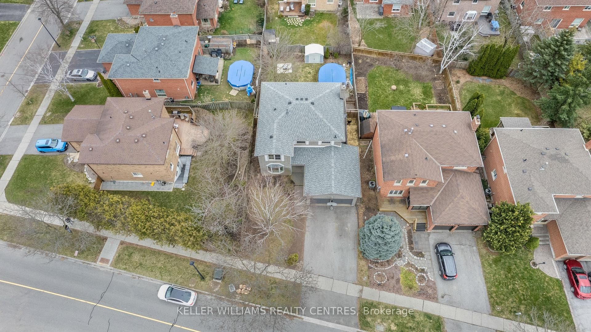 237 Osmond Crescent photo 38