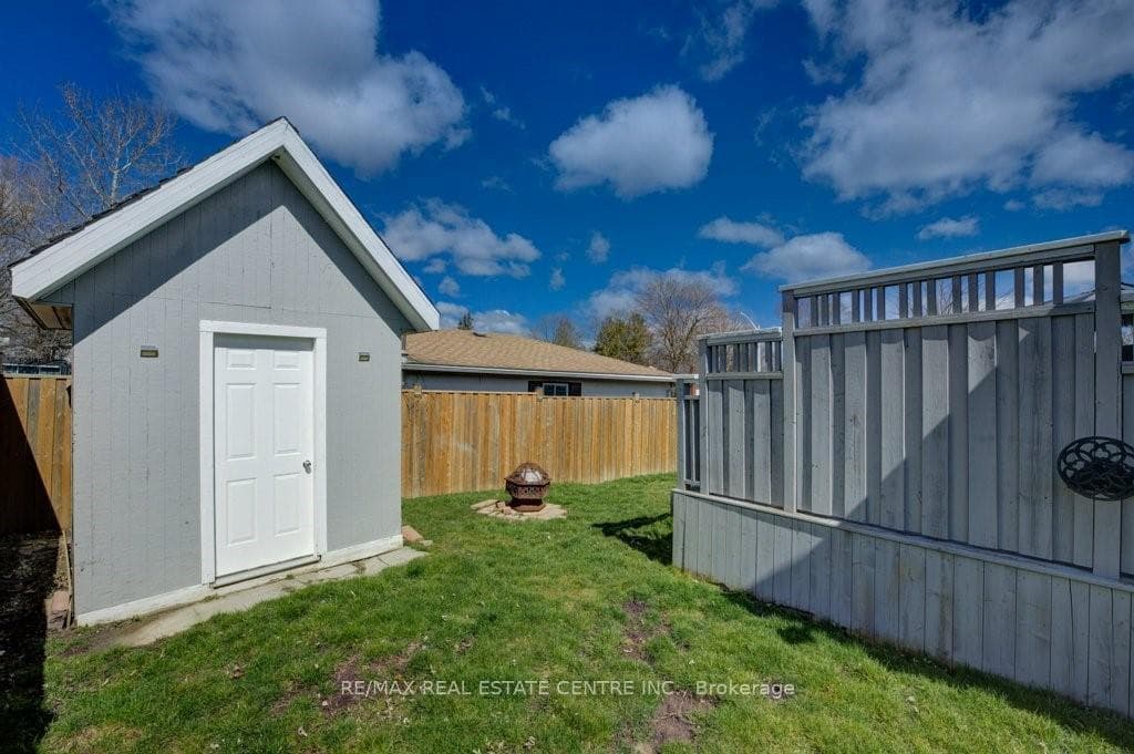 51 Rossford Crescent photo 30