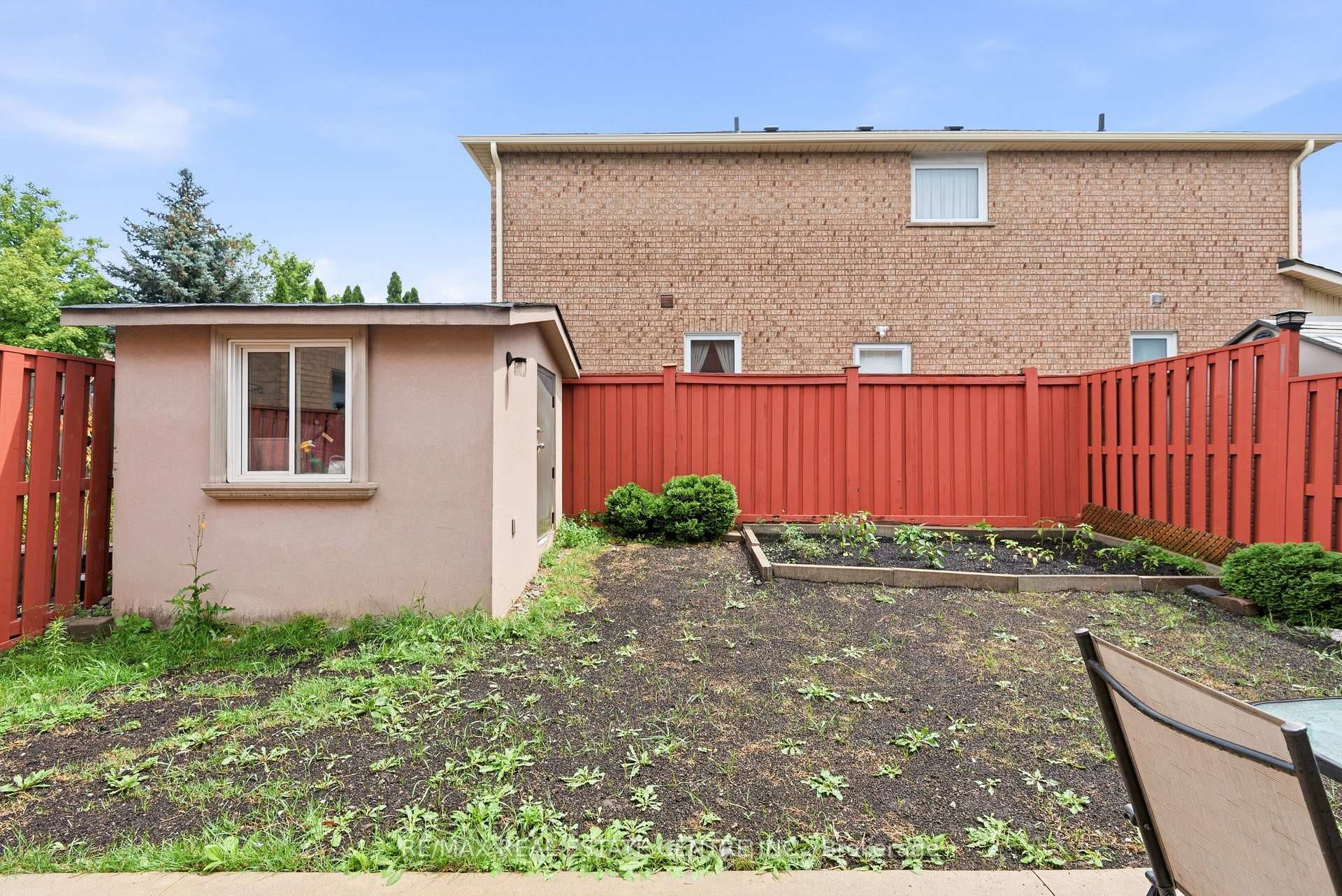 173 Monte Carlo Drive photo 4