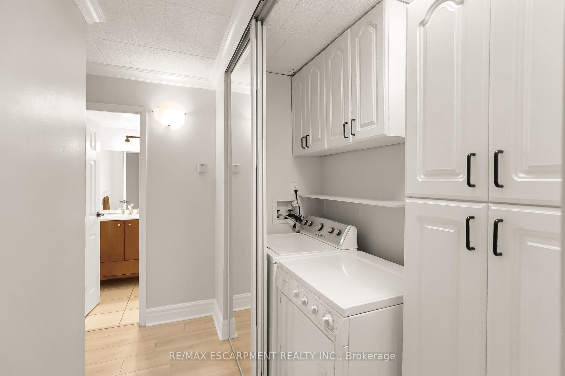 20 John Street Unit 208 photo 17
