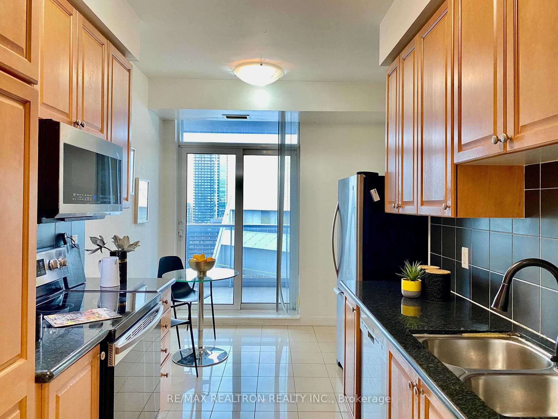 4968 Yonge Street Unit PH203 photo 13