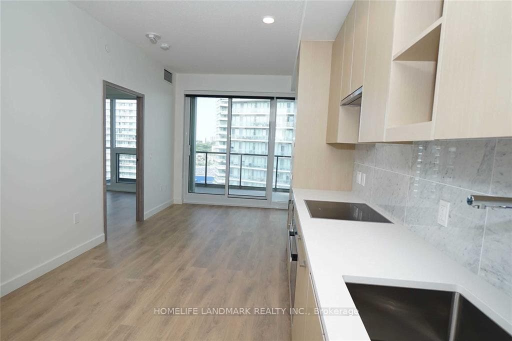 95 Mcmahon Drive Unit 1015 photo 7