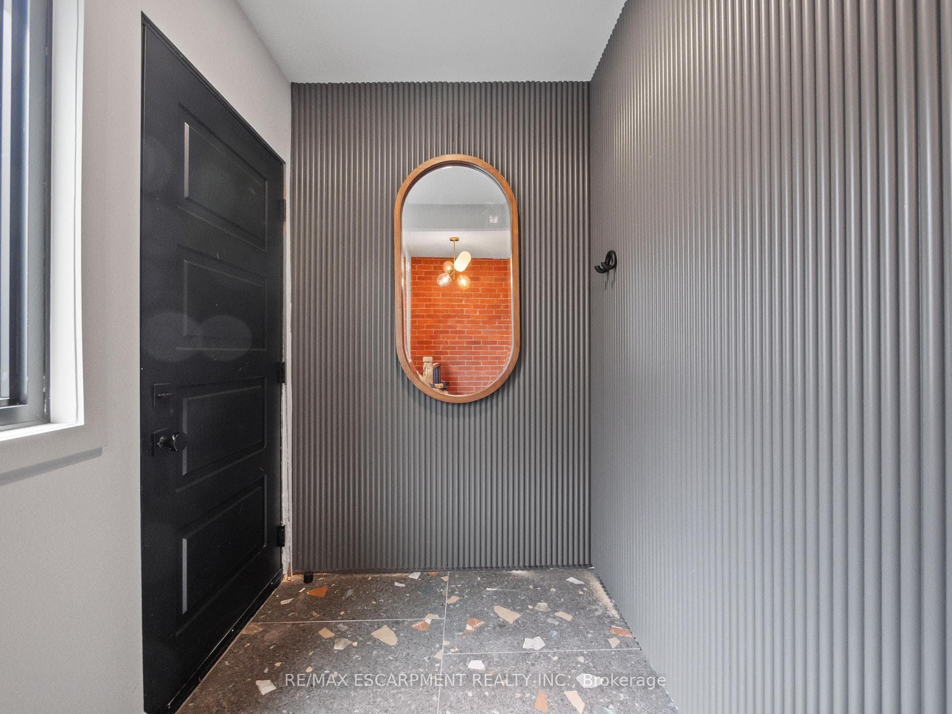 46 O'hara Avenue Unit 4 photo 4
