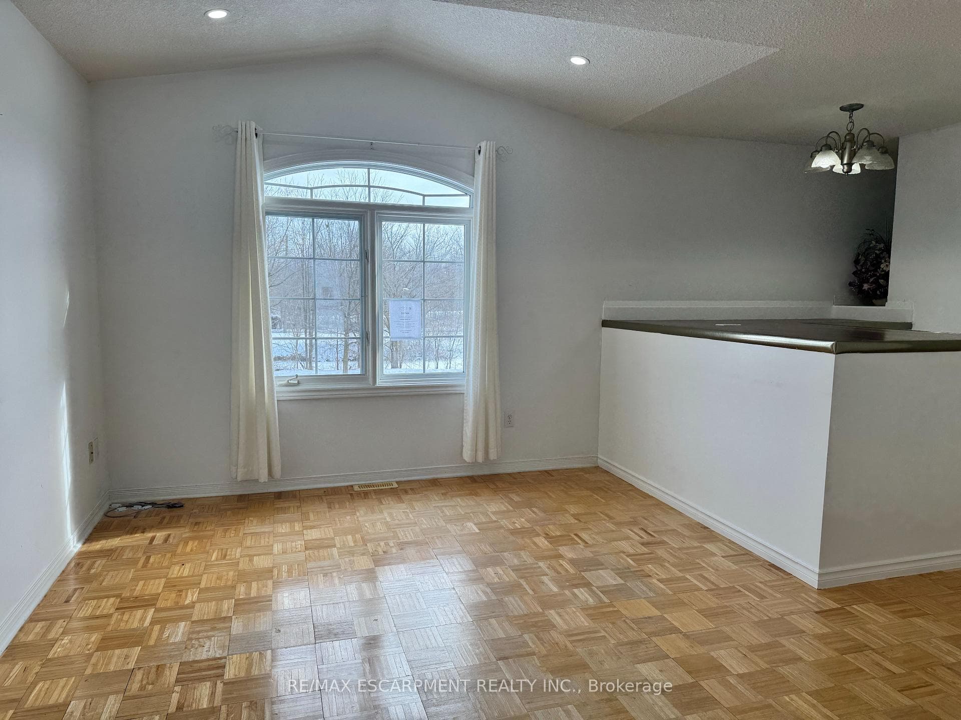 167 Forest Road photo 12
