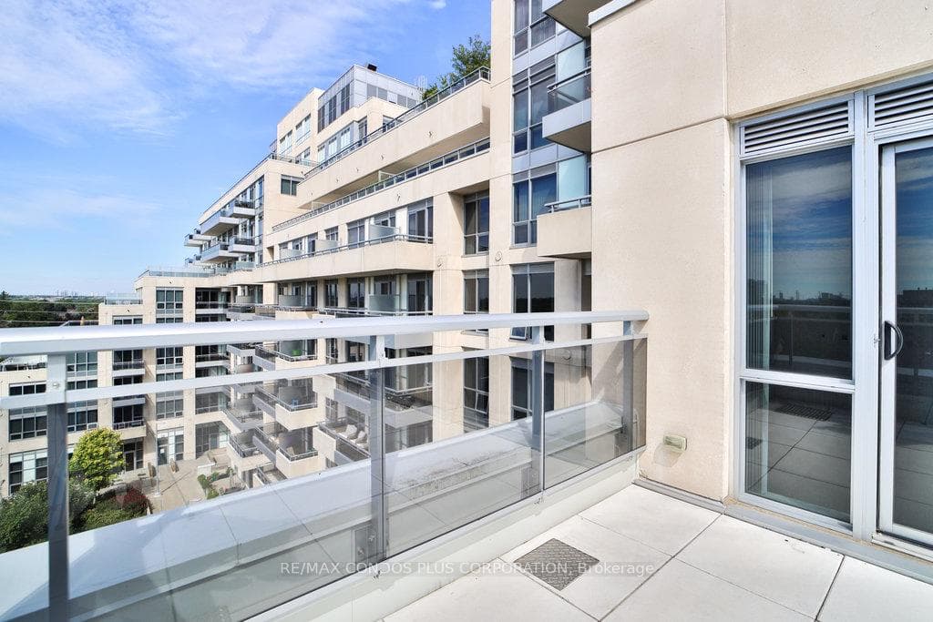 9199 Yonge Street Unit 616 photo 32