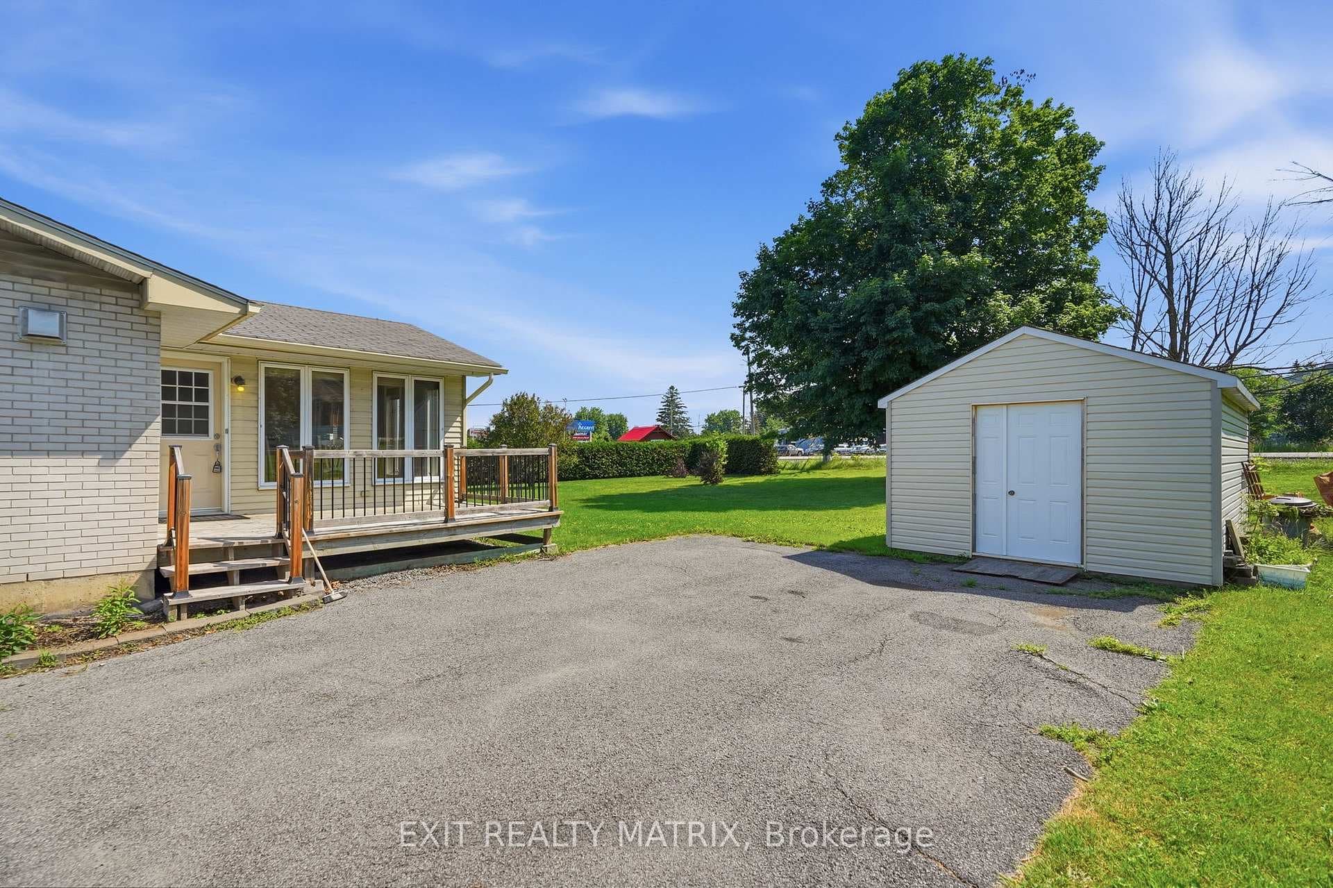 3 Hillview Circle photo 26