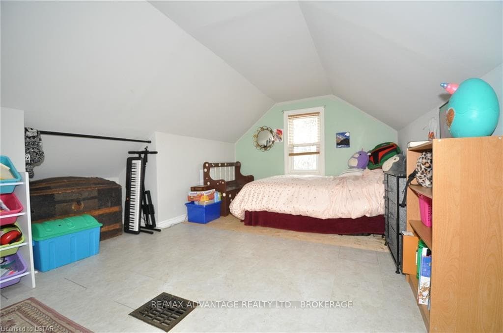 29 APPEL Street photo 16