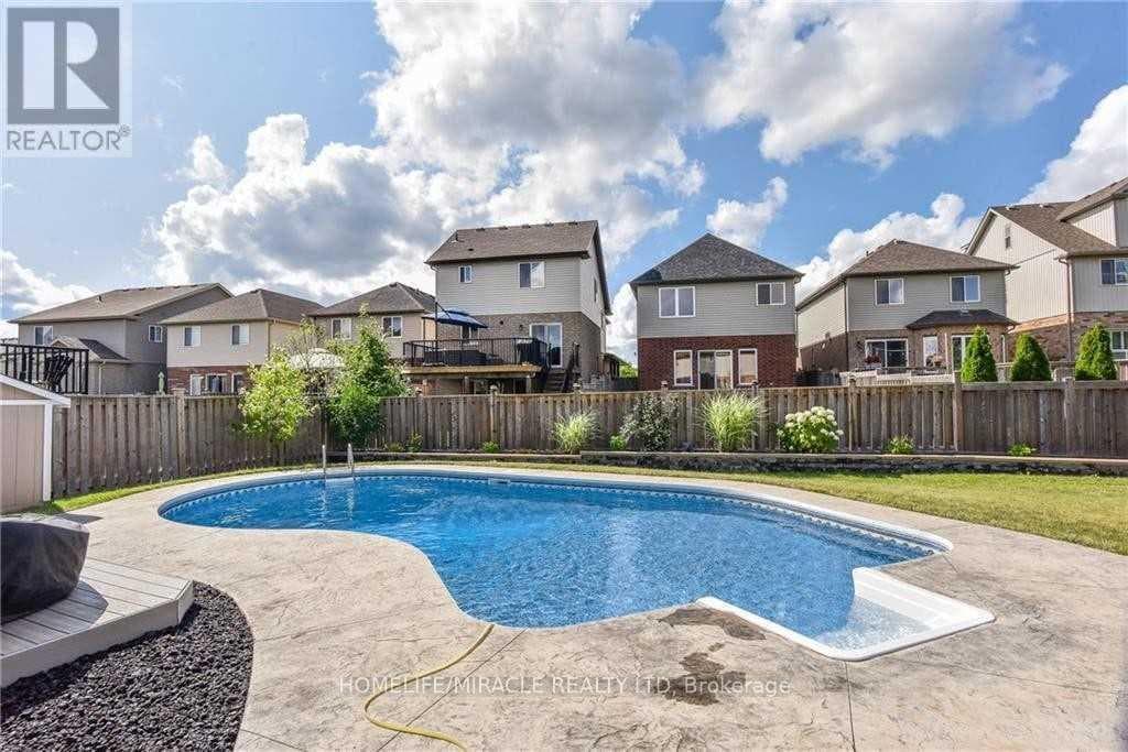 77 Laughland Lane photo 22