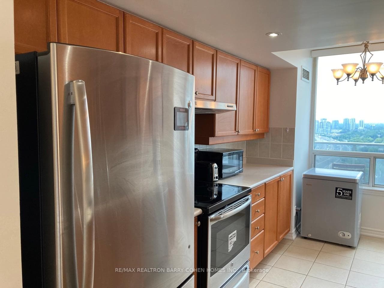 1 Rean Drive Unit 2501 photo 10