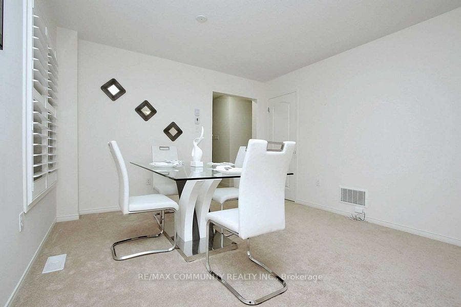 223 Windfields Farm Drive photo 3