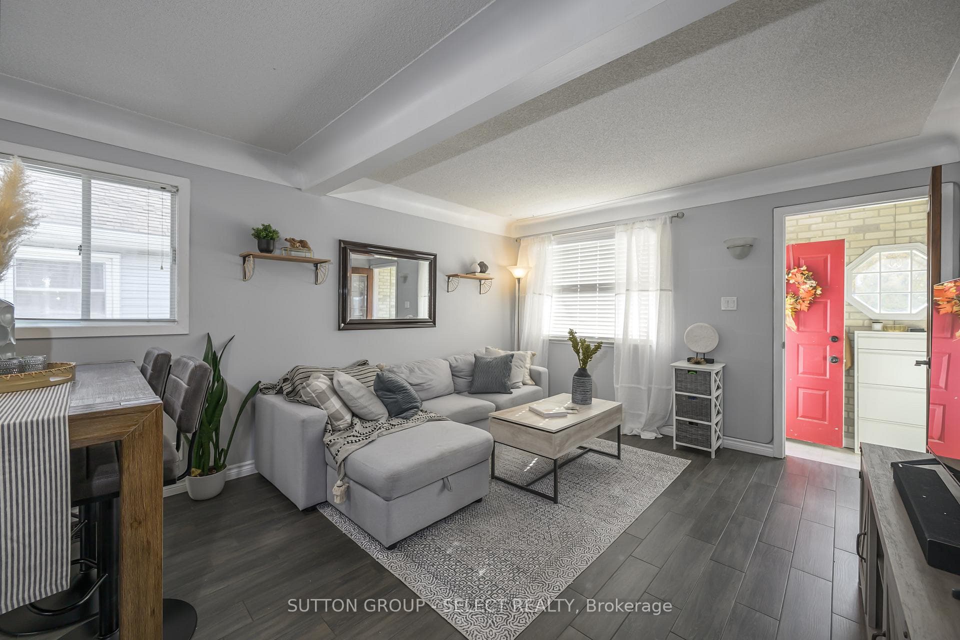 120 Emery Street photo 6