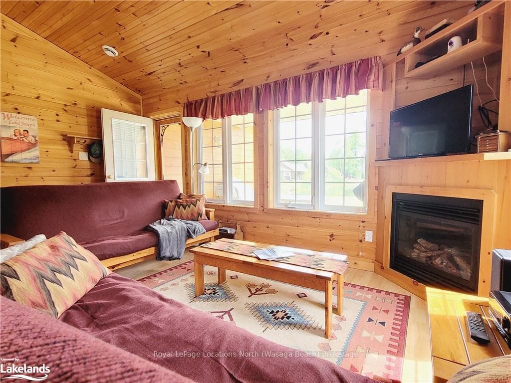 50 CABIN Crescent photo 7