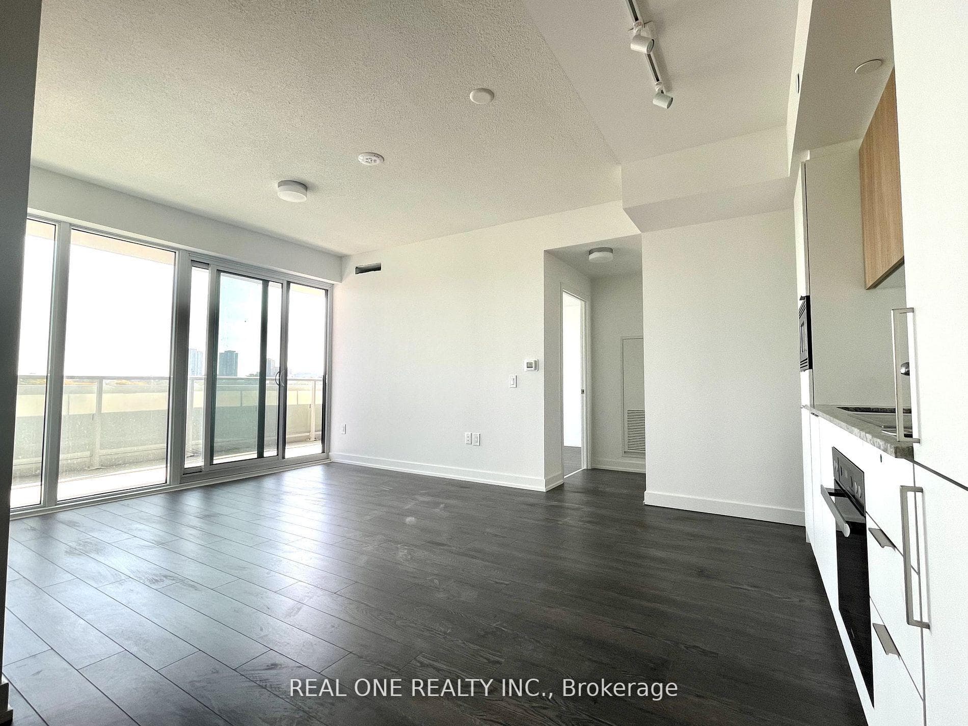 50 O'Neill Road Unit 310 photo 2