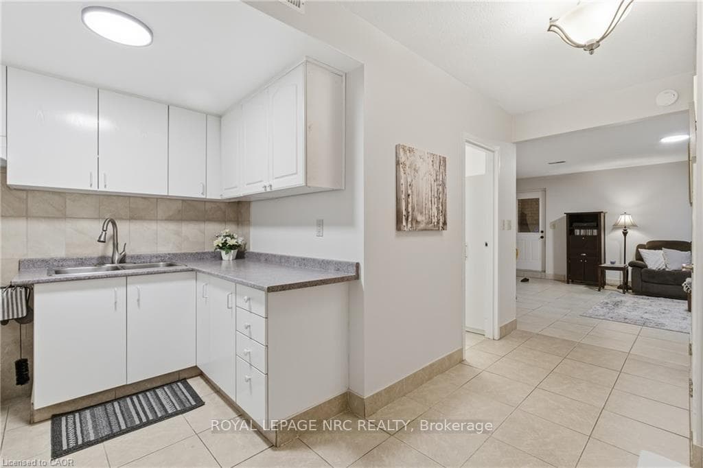 10 Woodland Drive photo 27