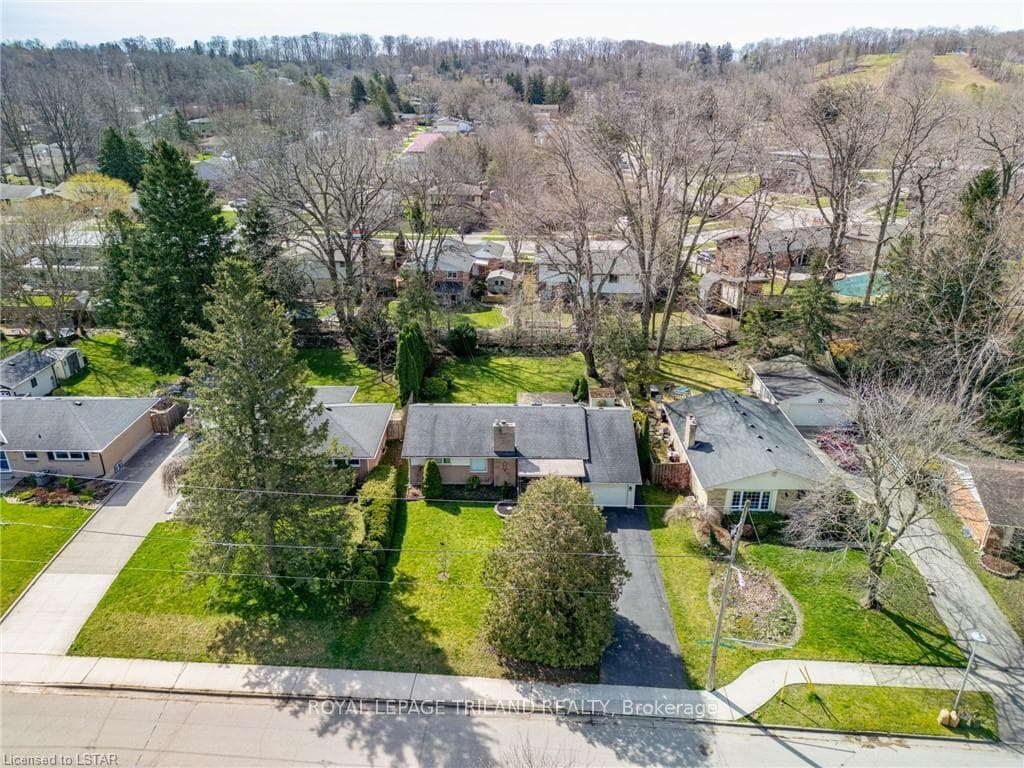 1378 COLLINGWOOD Avenue photo 6