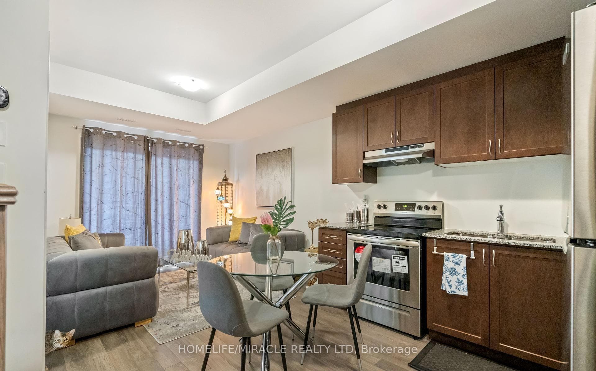 2787 Eglinton Avenue Unit 312 photo 7