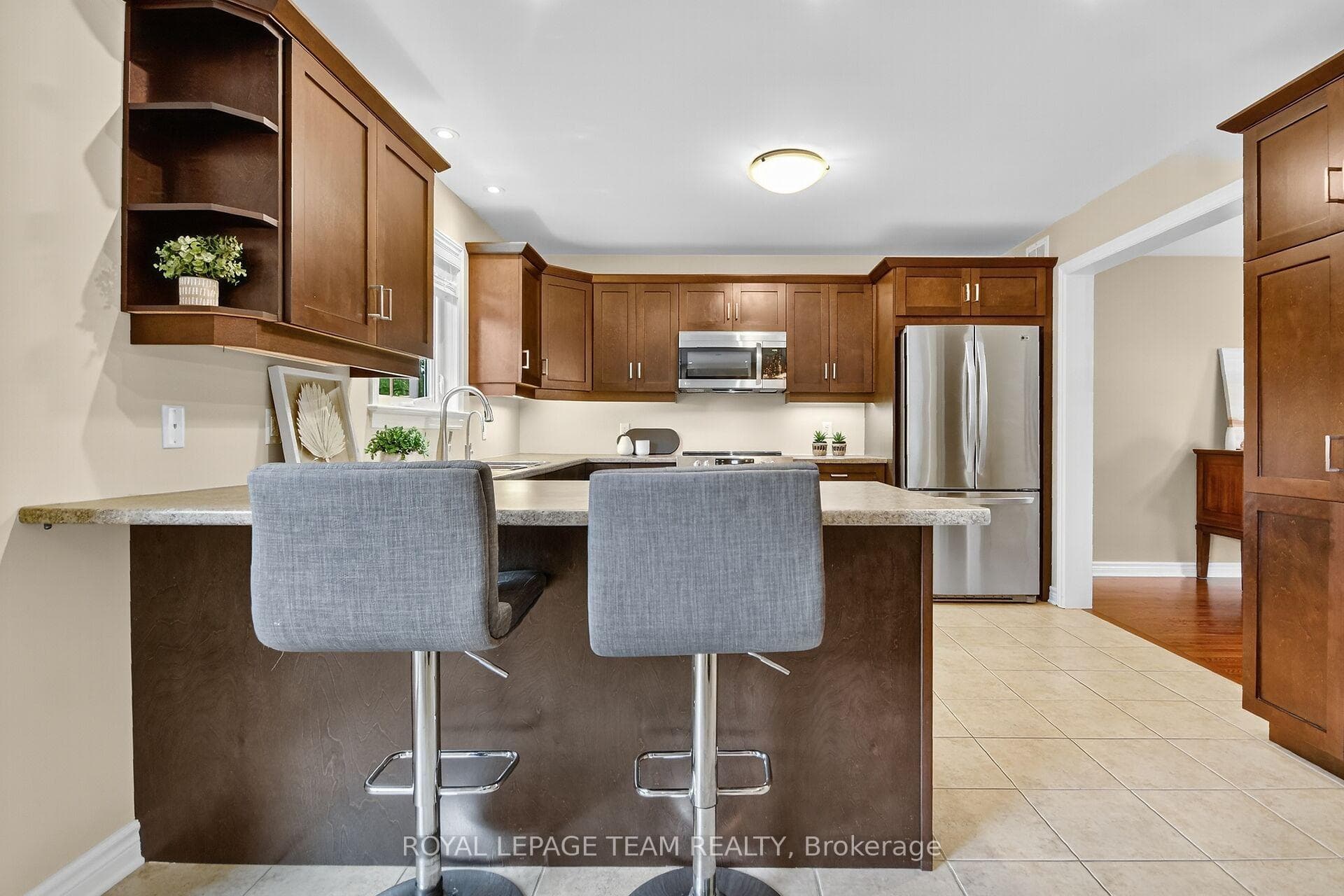 124 Comba Drive photo 12
