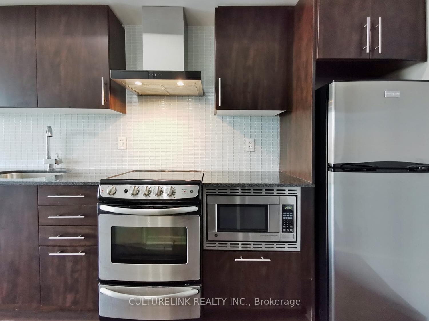 352 Front Street Unit 1209 photo 4