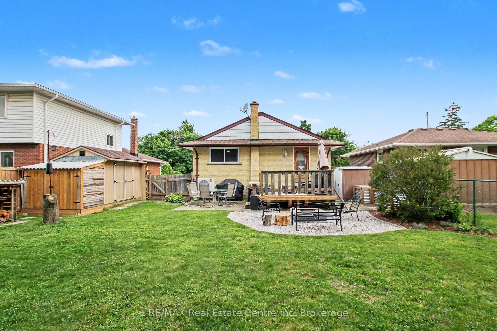 37 Ottawa Crescent photo 34