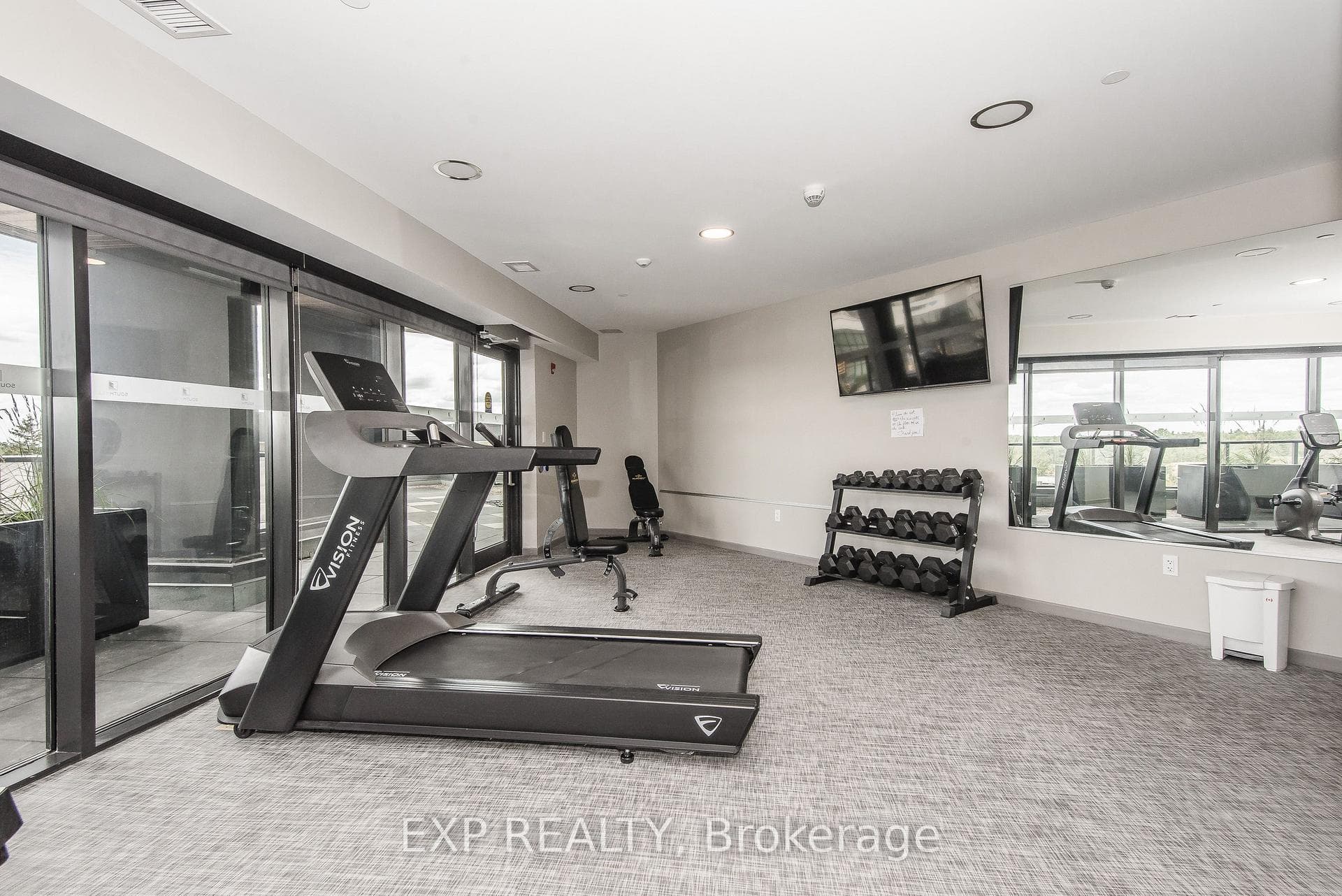 332 Gosling Gardens Unit 203 photo 32