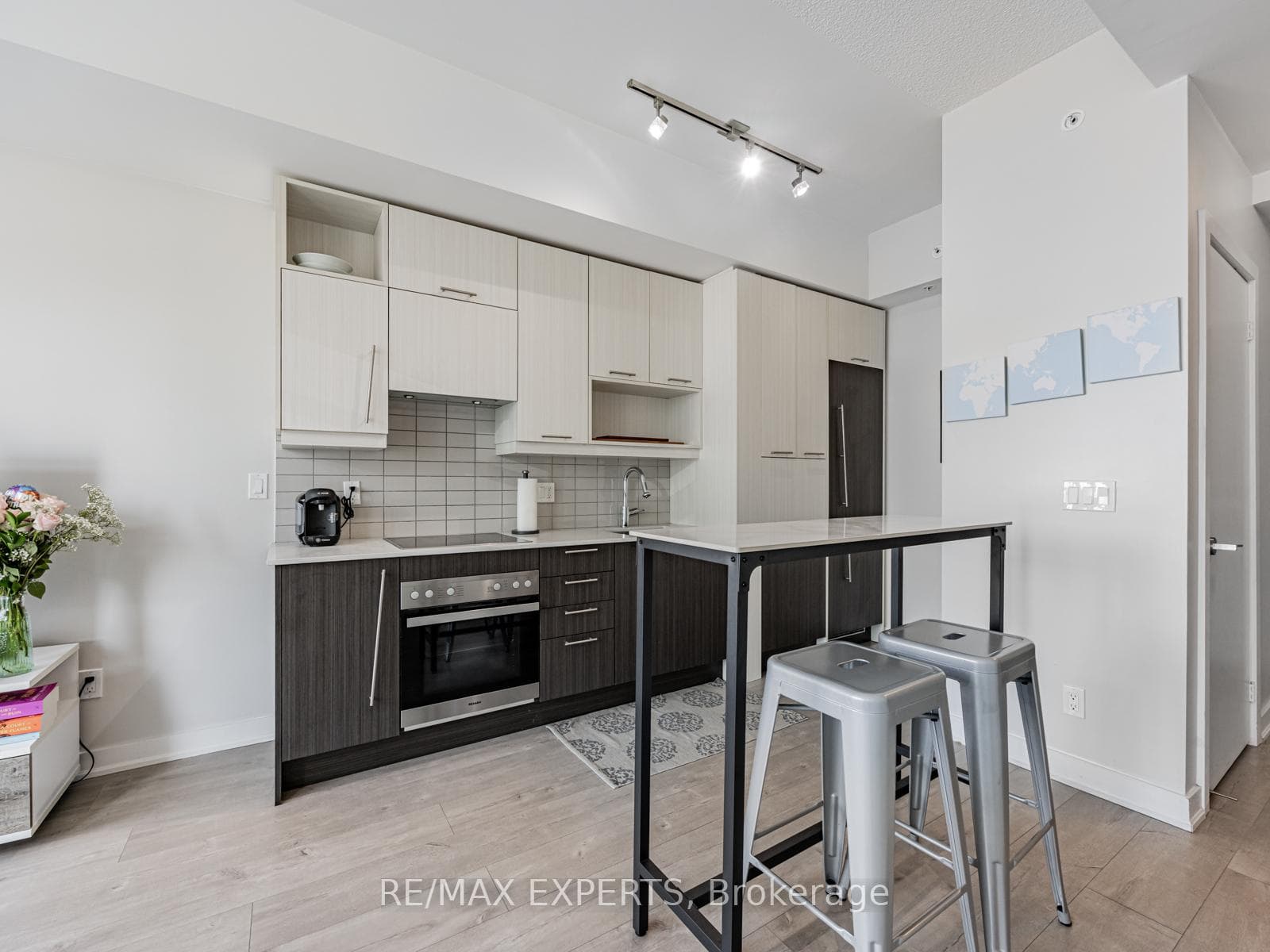 30 Nelson Street Unit 1608 photo 3