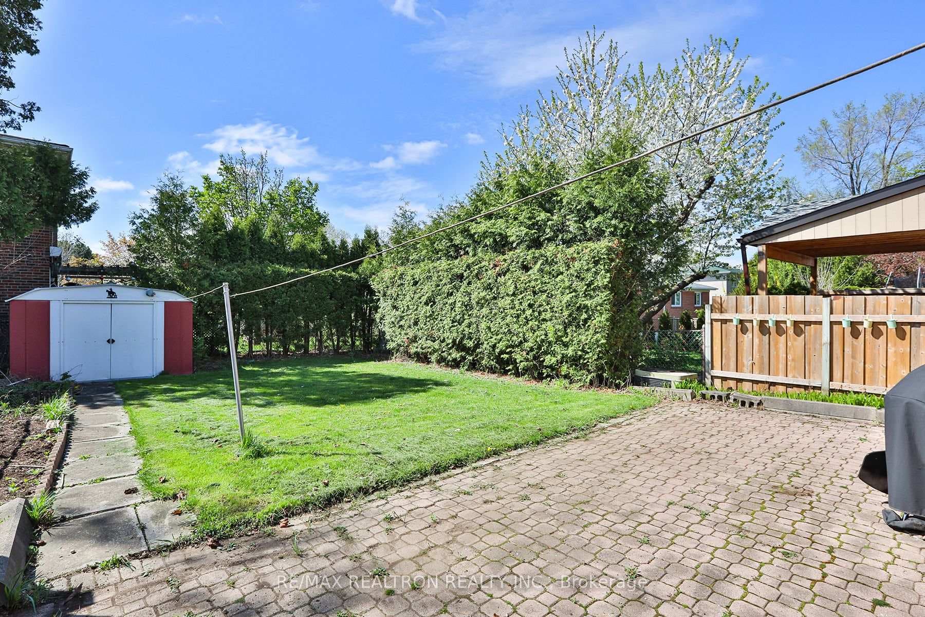 Large interlocking patio area for entertaining