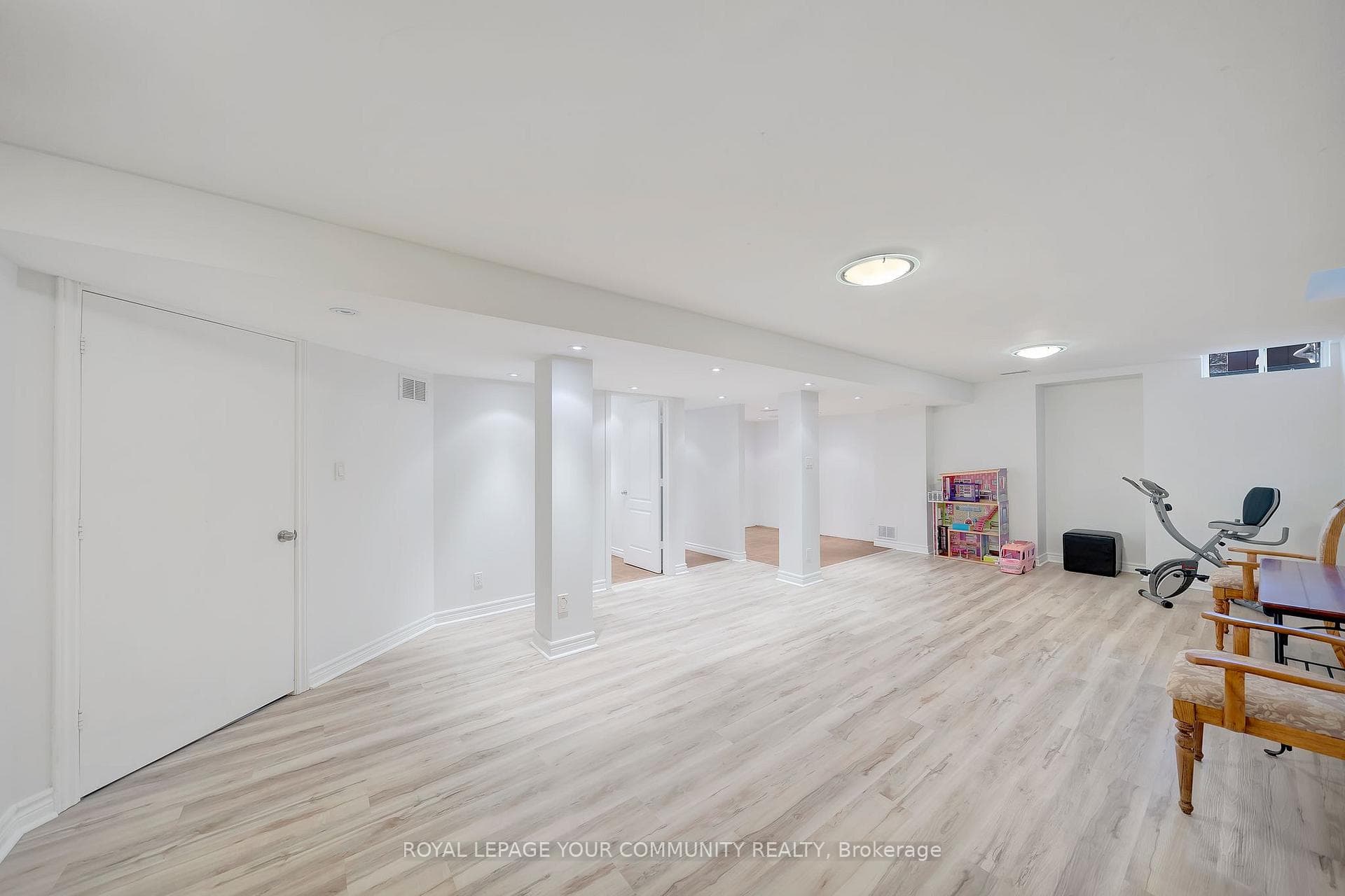 160 Isaac Murray Avenue photo 28