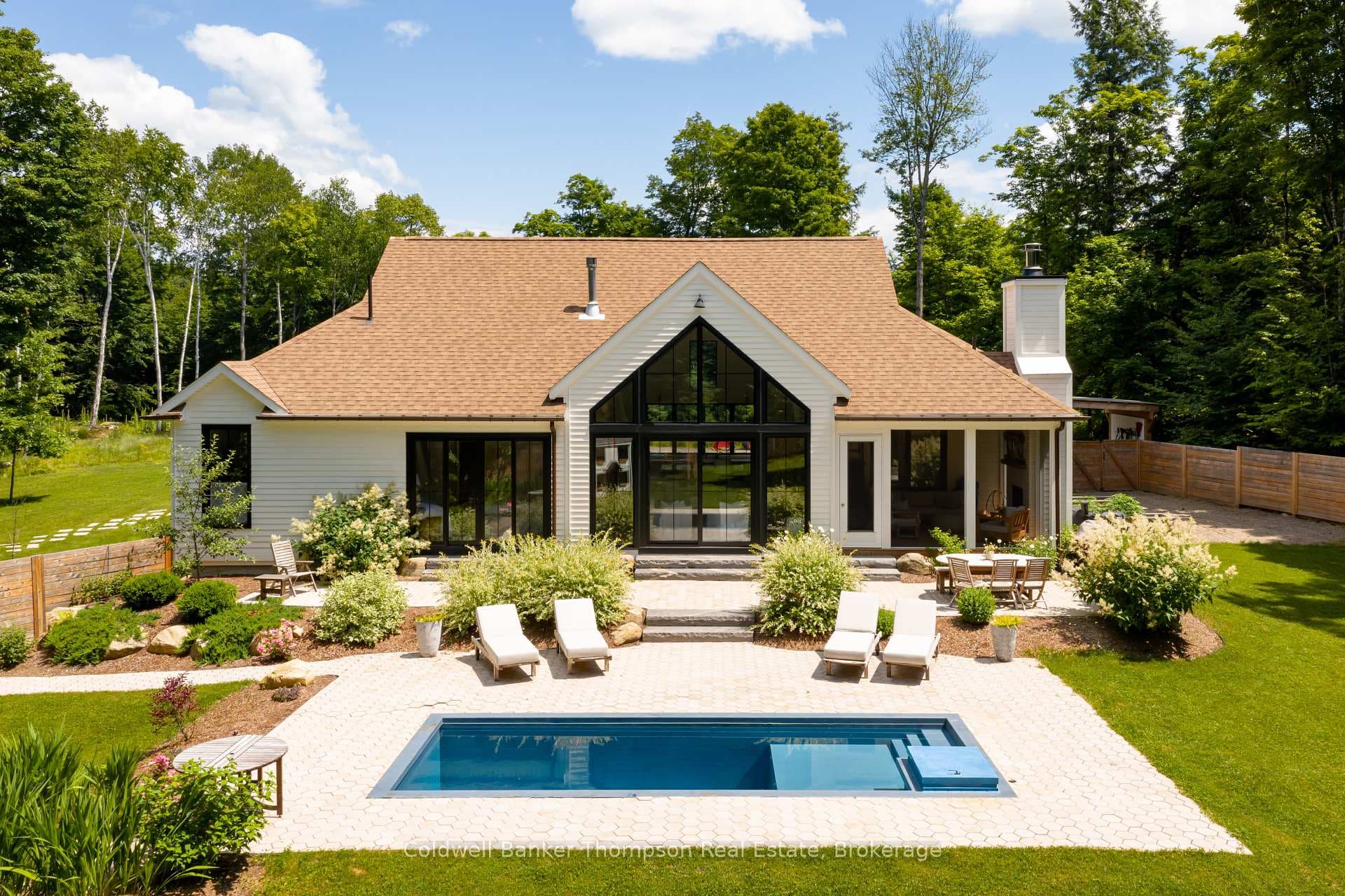 350 Skyhills Road photo 1