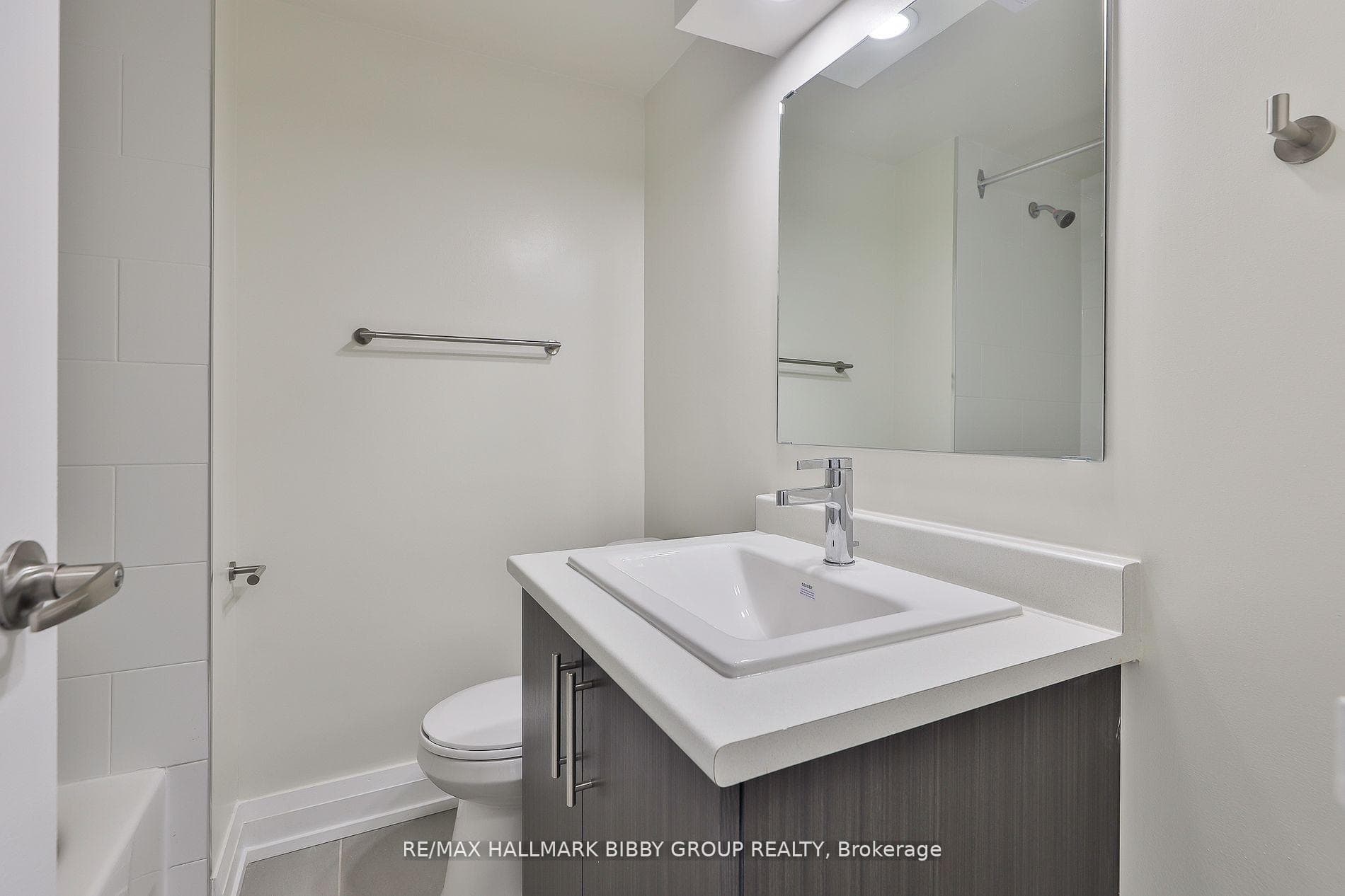 70 Delisle Avenue Unit 607 photo 31
