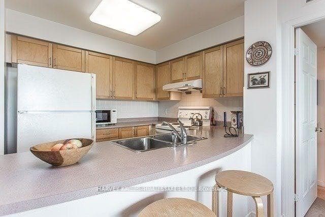 8 Hillcrest Avenue Unit 2809 photo 8