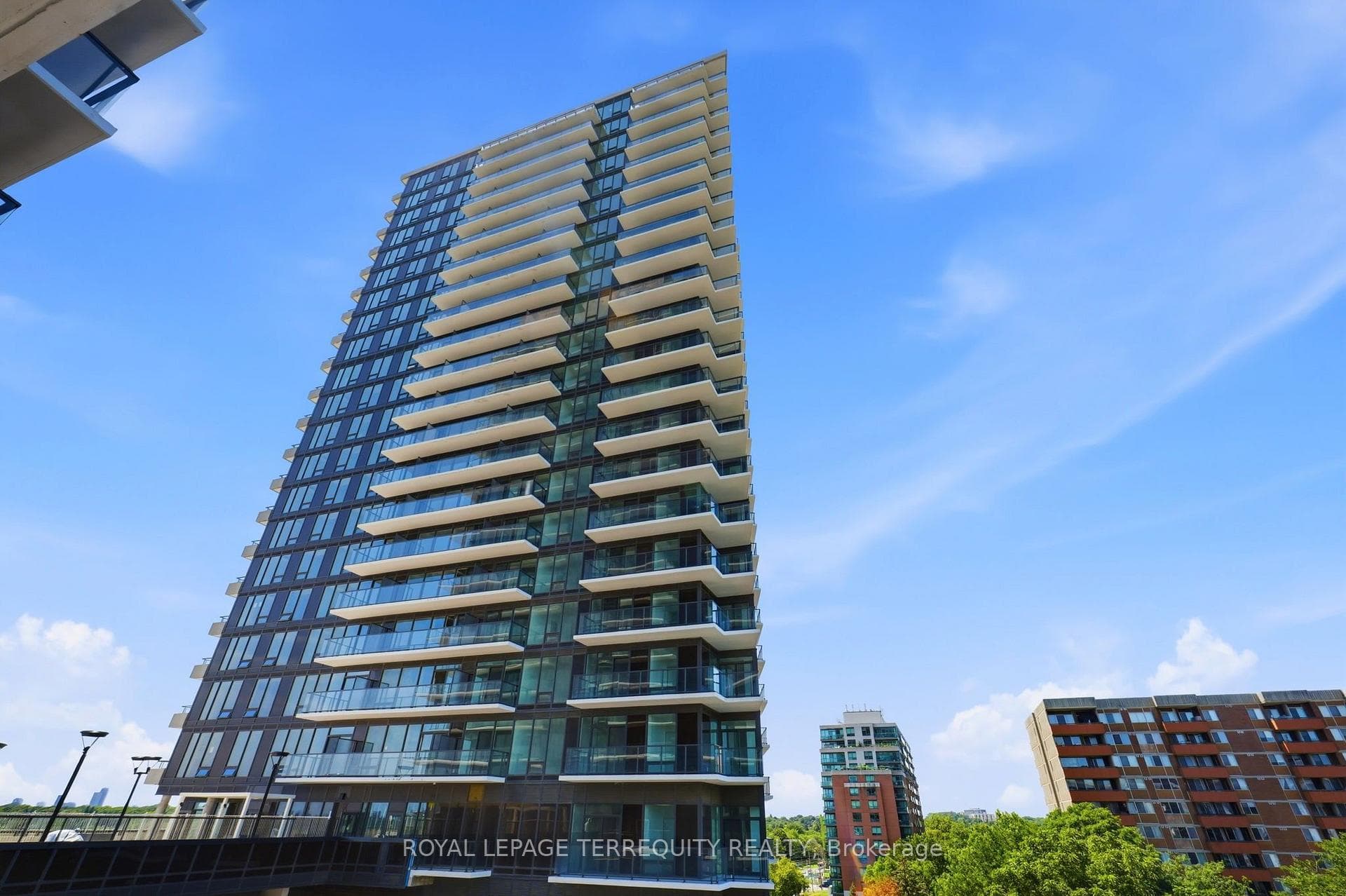 4010 Eglinton Avenue Unit 712 photo 1