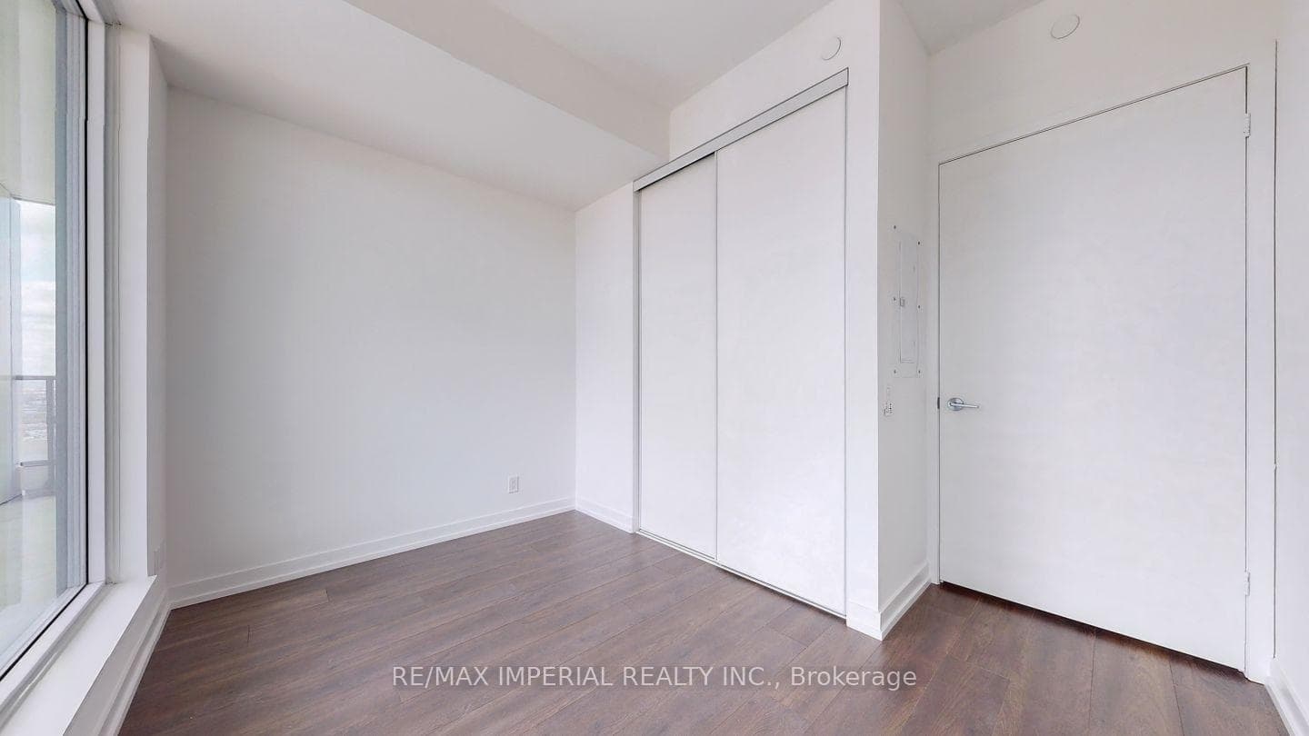 5 Buttermill Avenue Unit 3102 photo 23