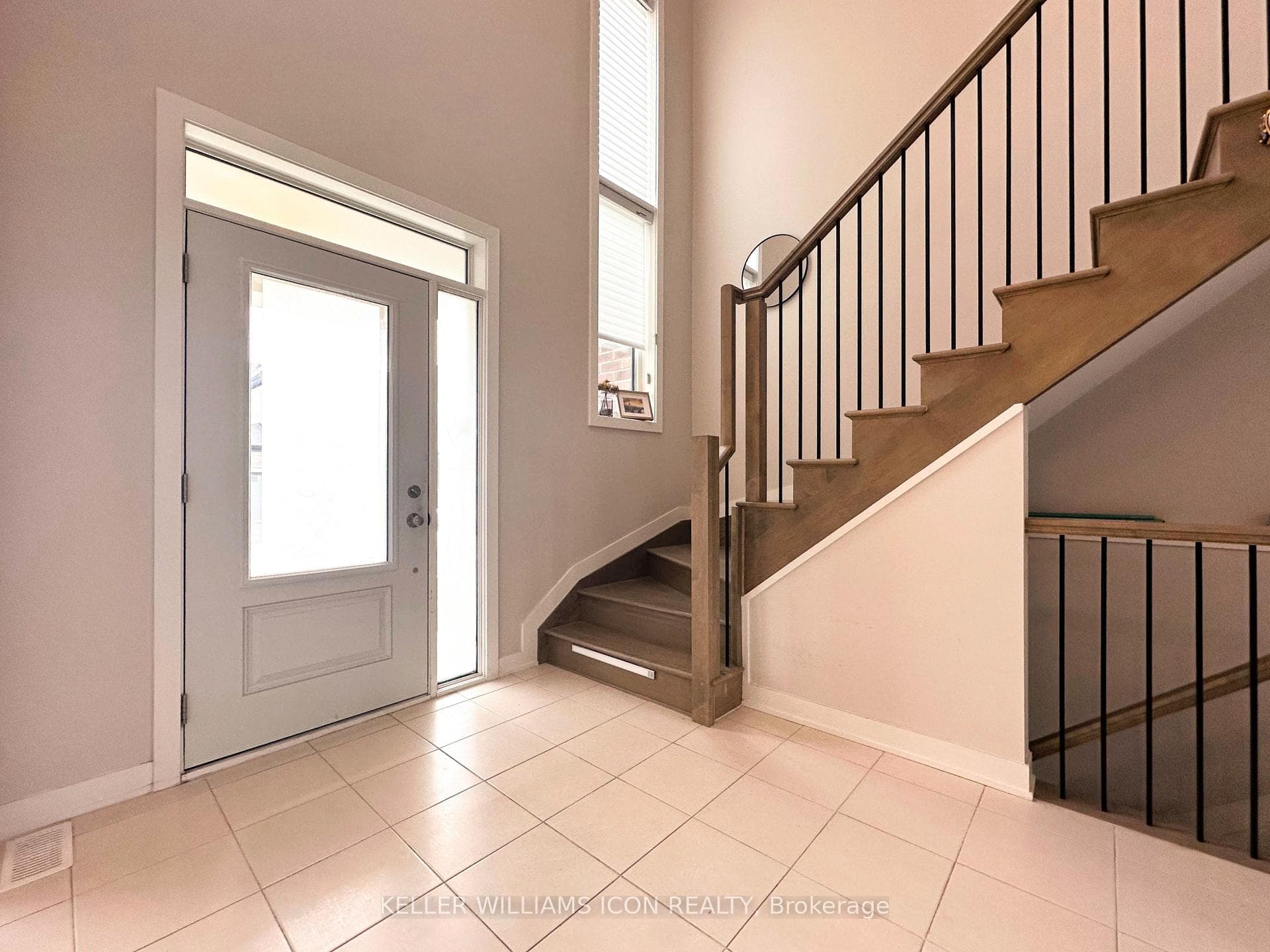 765 Eminence Street photo 2