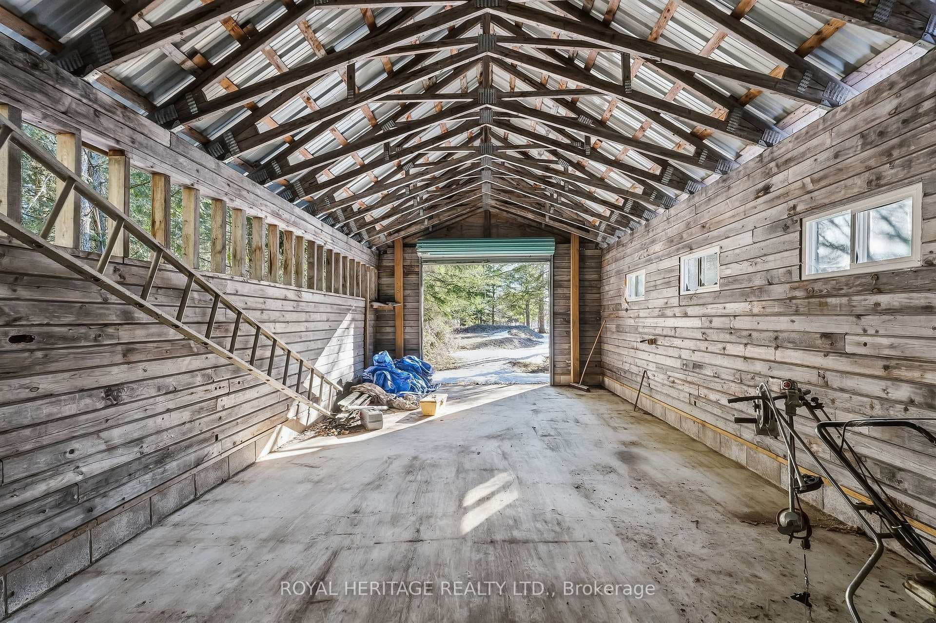 132 Hearthstone Drive photo 13