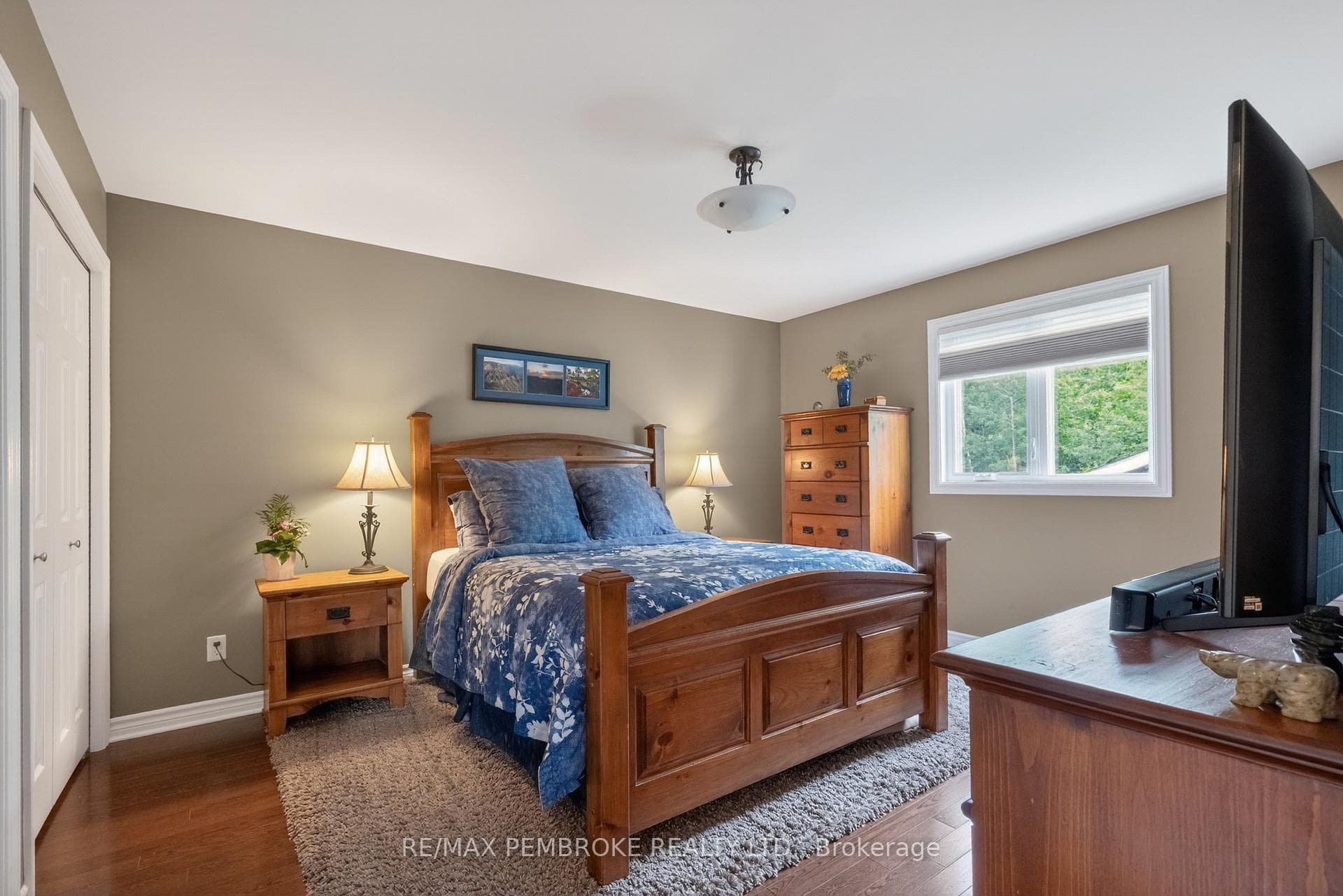 61 Oak Avenue photo 21