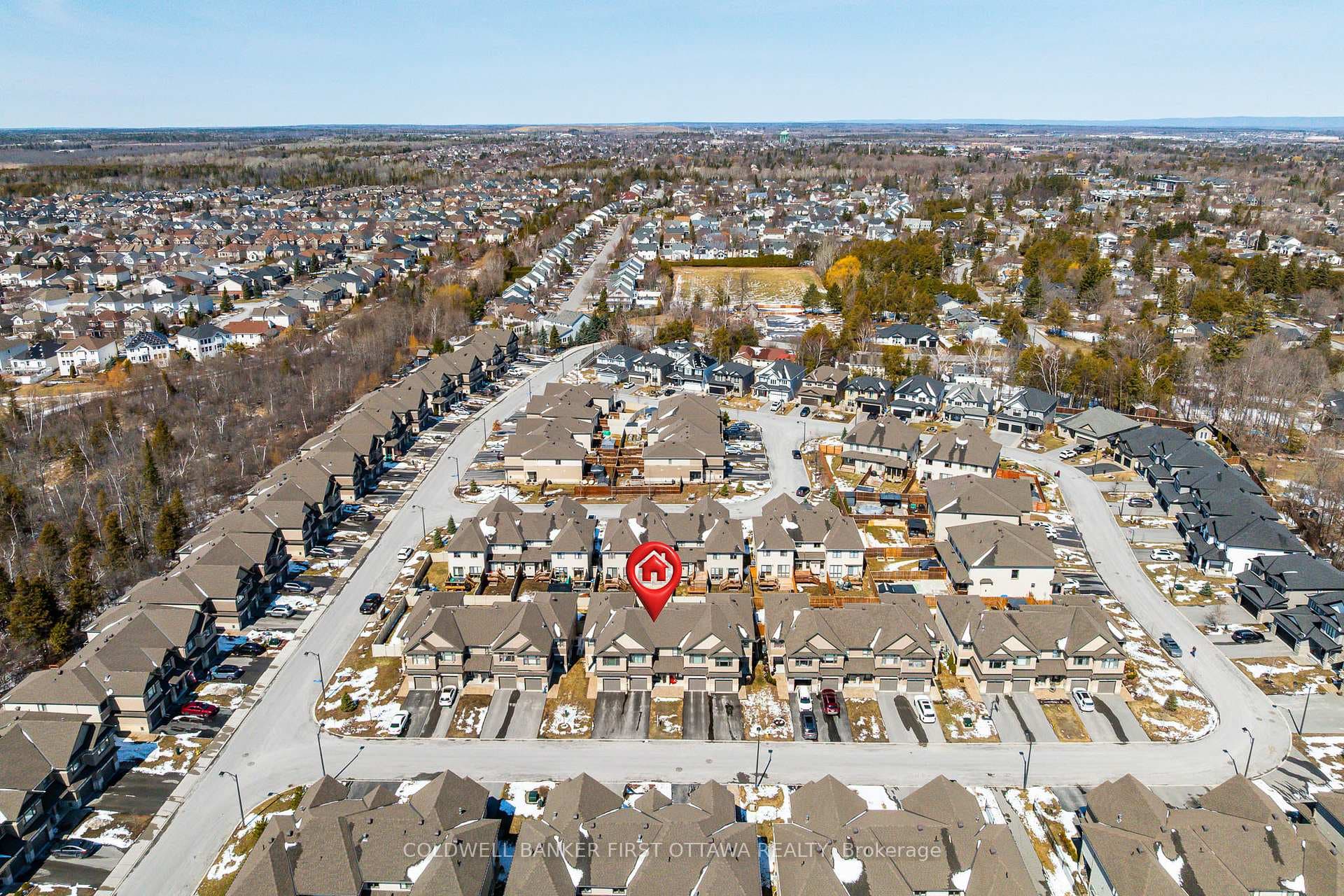 211 PURCHASE Crescent photo 47