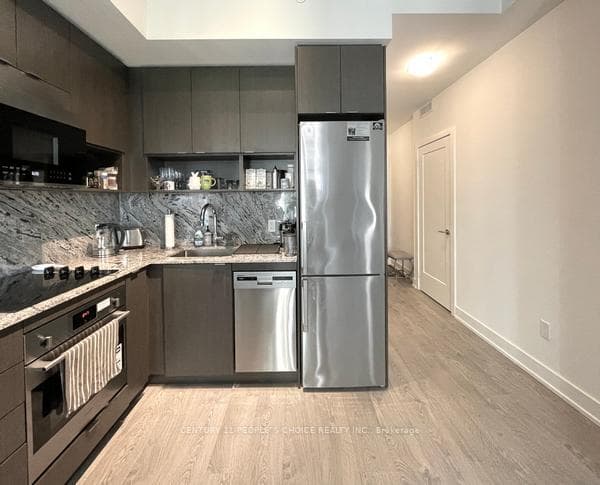 9 Mabelle Avenue Unit 2919 photo 7