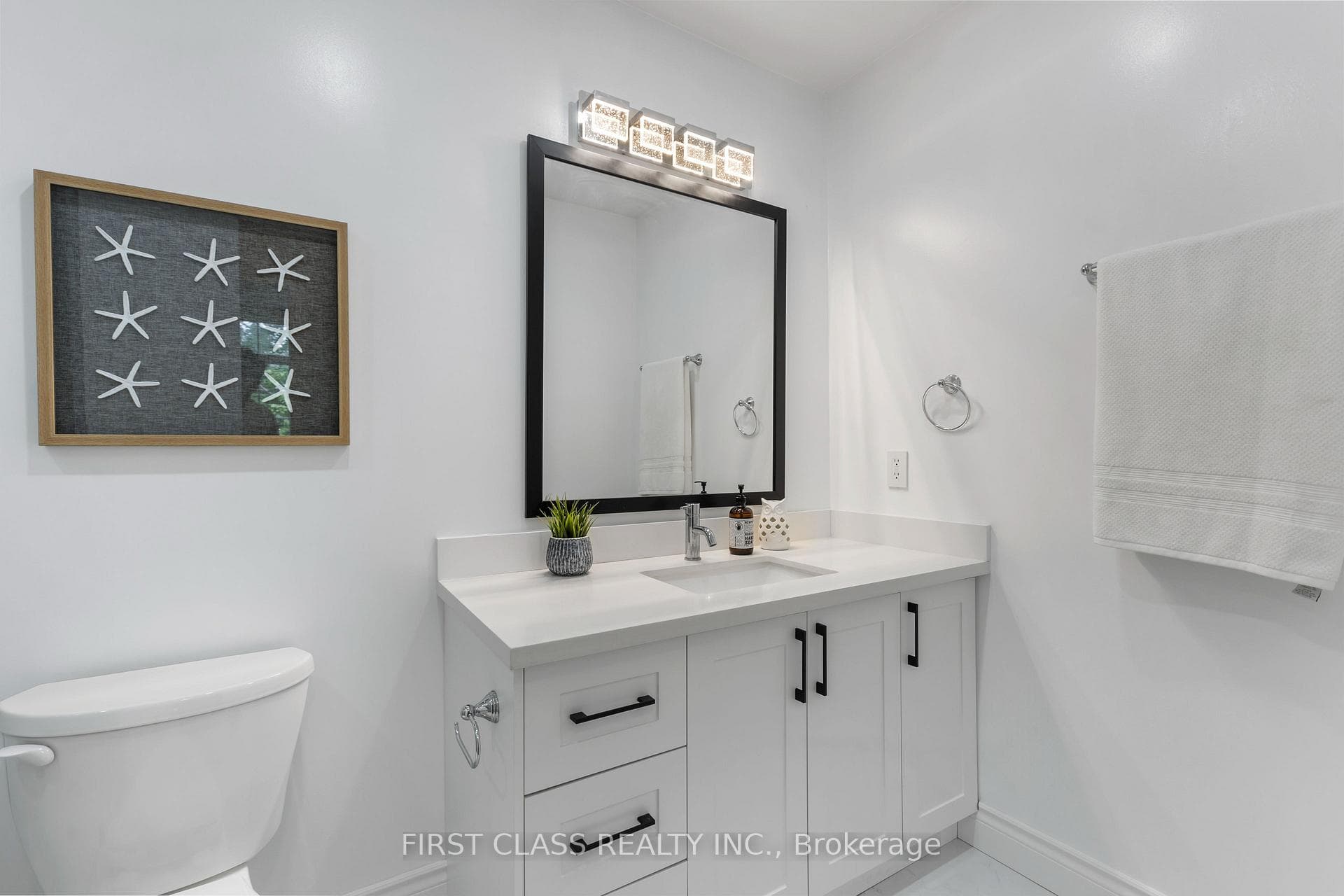 69 Burgess Crescent photo 25